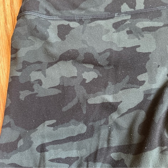Lululemon Align Pant *Full Length 28" Incognito Camo Multi Gator Green Size 8 - Picture 5 of 9